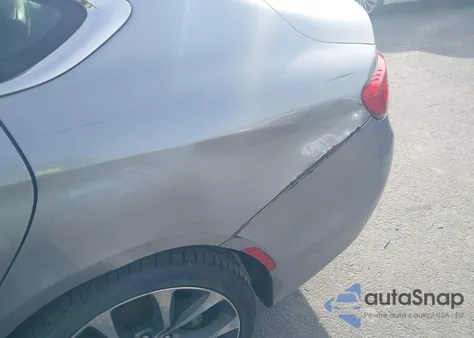 2015 Chrysler 200 C z USA, uszkodzony, nr VIN 1C3CCCCB2FN698355